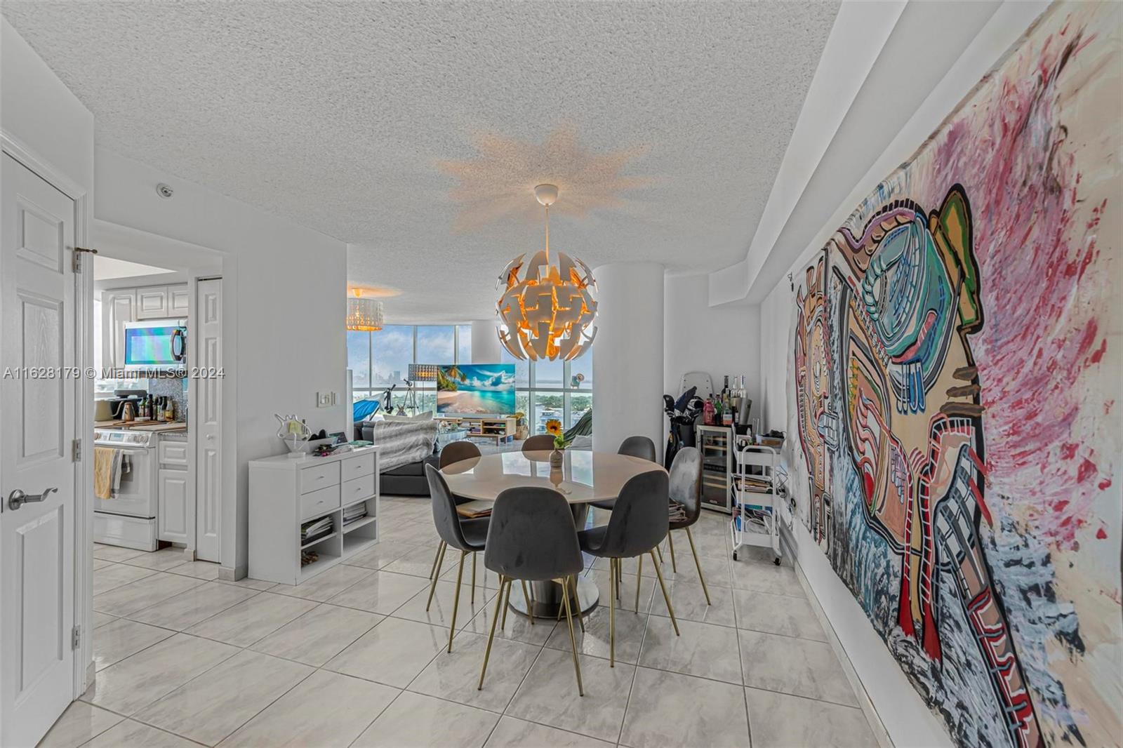 6301 Collins Ave # 2605