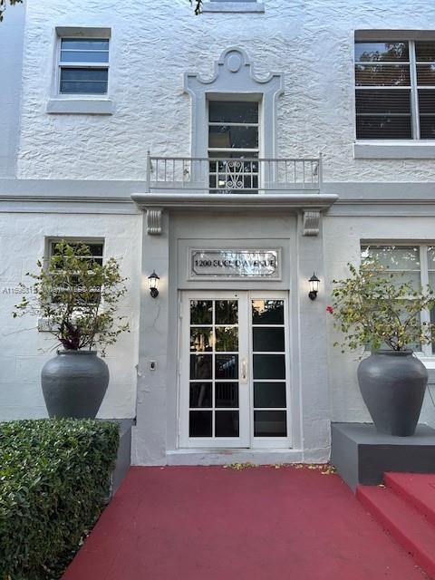 1200 Euclid Ave # 209