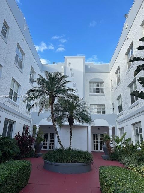 1200 Euclid Ave # 209