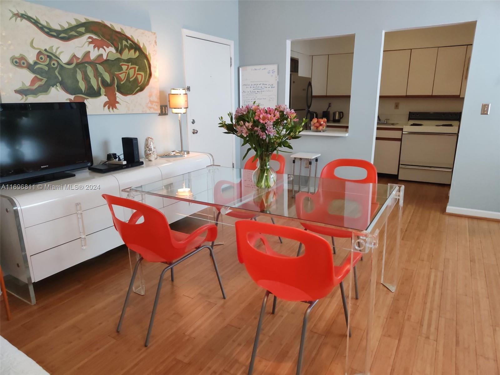 1200 Euclid Ave # 209