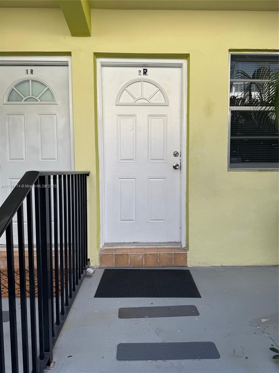 734 Meridian Ave # 2