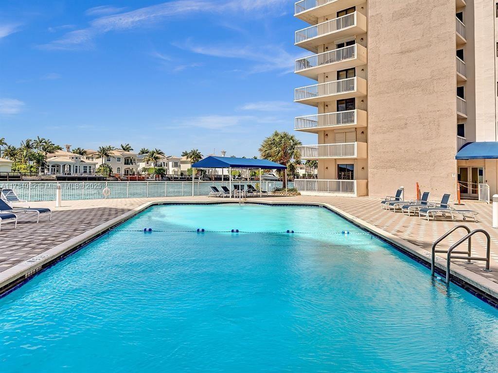 1500 S Ocean Dr # 14C