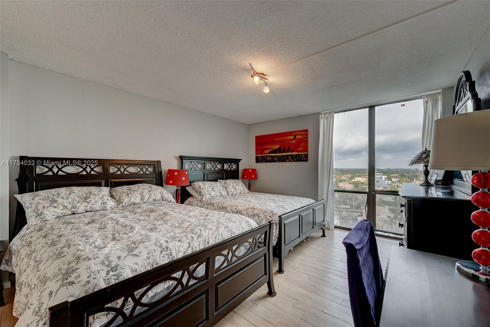 1500 S Ocean Dr # 14C