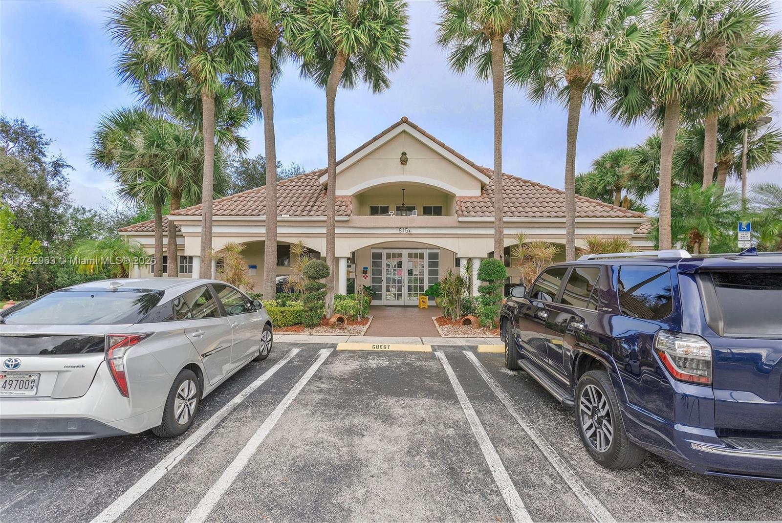 815 W Boynton Beach Blvd Unit: 12-102