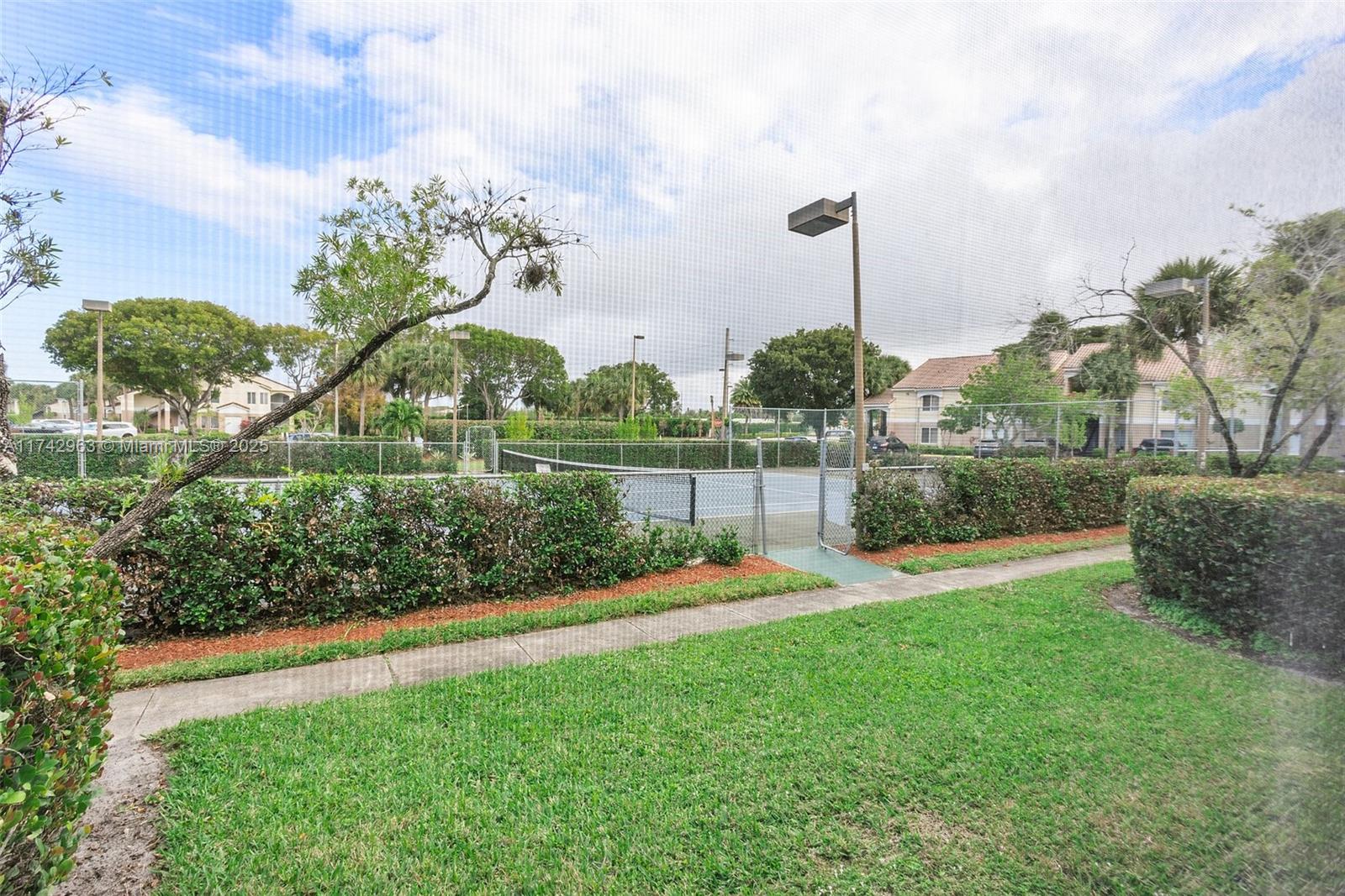 815 W Boynton Beach Blvd Unit: 12-102