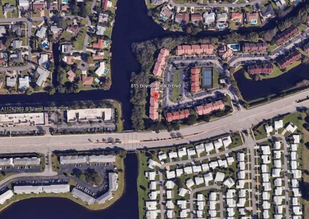 815 W Boynton Beach Blvd Unit: 12-102