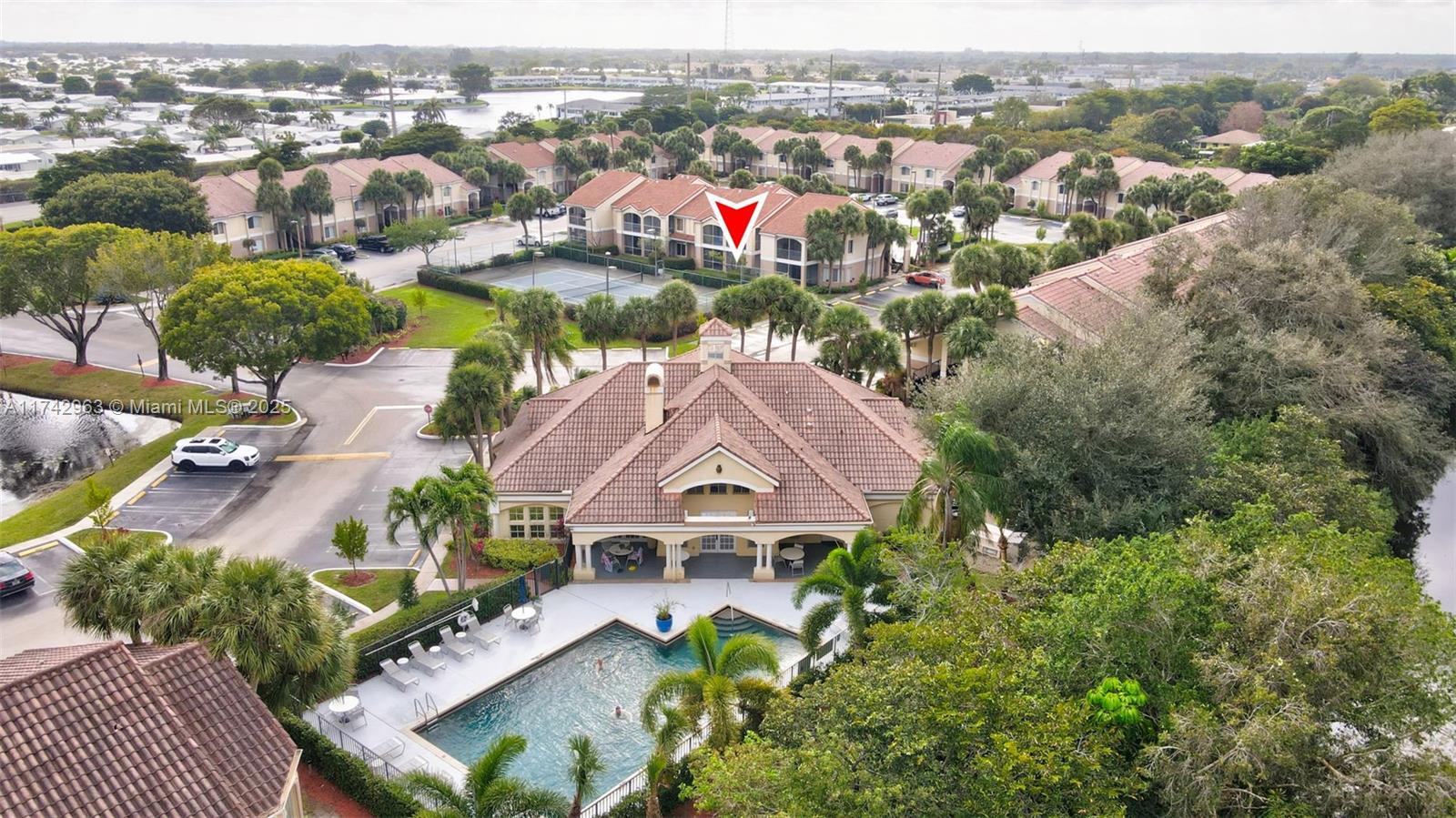 815 W Boynton Beach Blvd Unit: 12-102