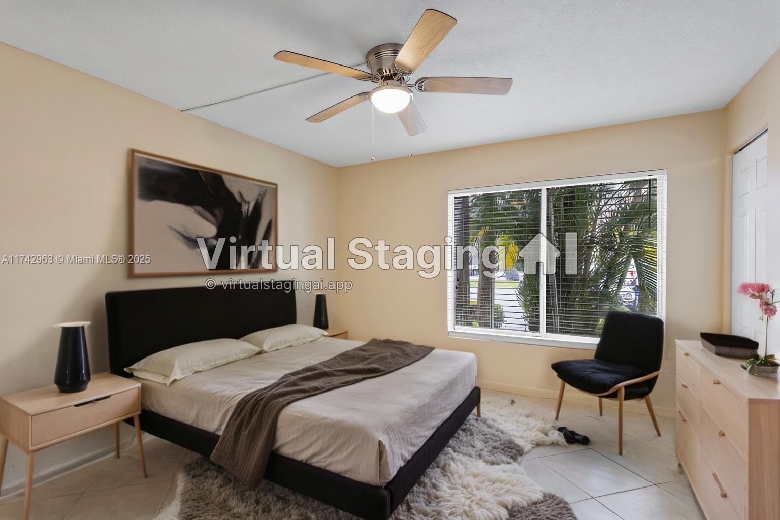 815 W Boynton Beach Blvd Unit: 12-102