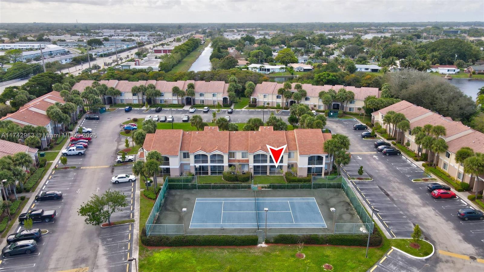 815 W Boynton Beach Blvd Unit: 12-102