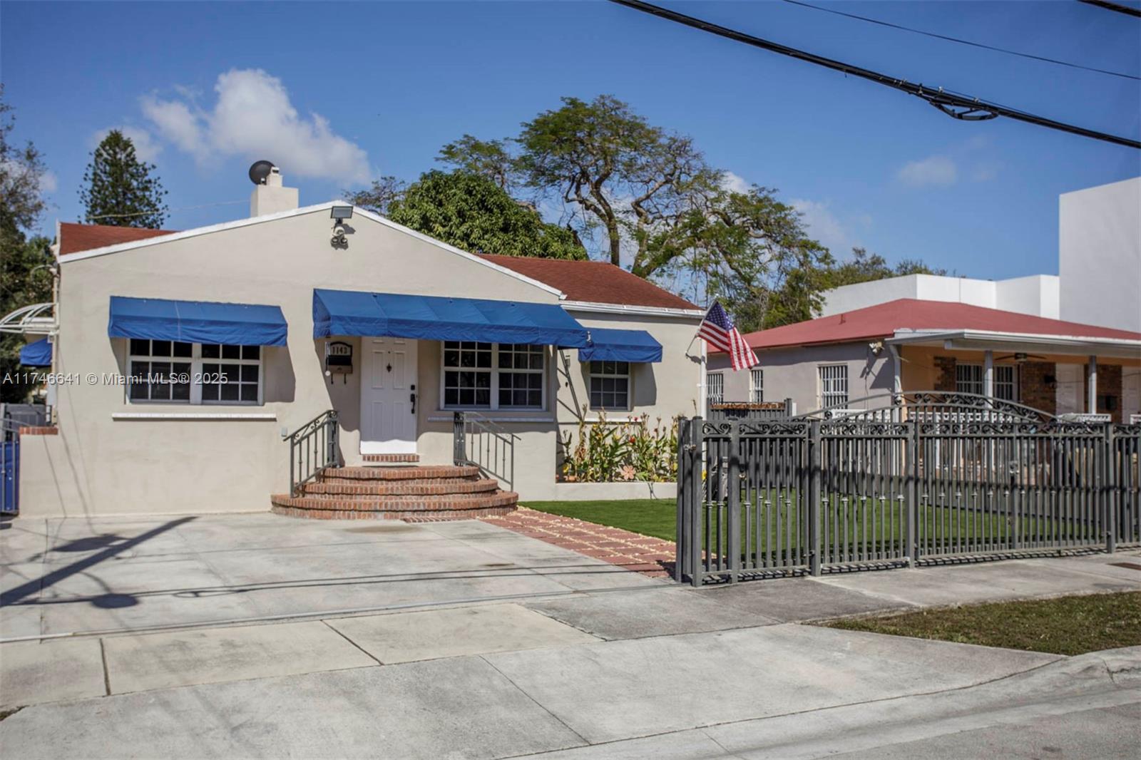 1143 SW 22nd Ter