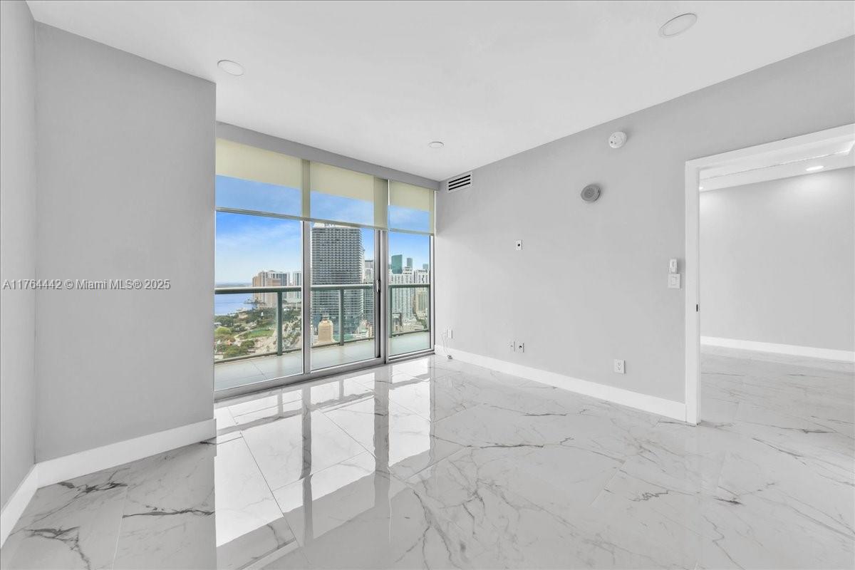 888 Biscayne Blvd # 3504
