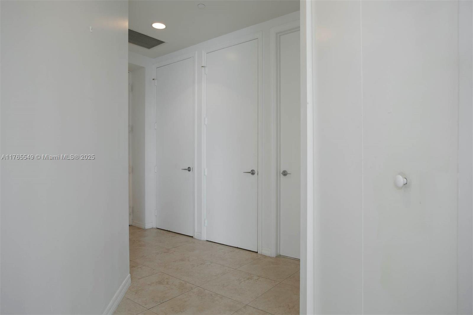 55 SE 6th St # 4110