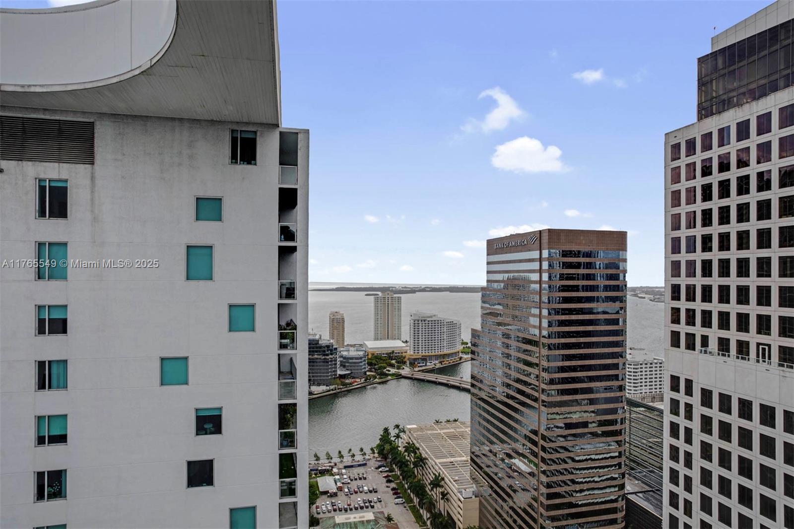 55 SE 6th St # 4110
