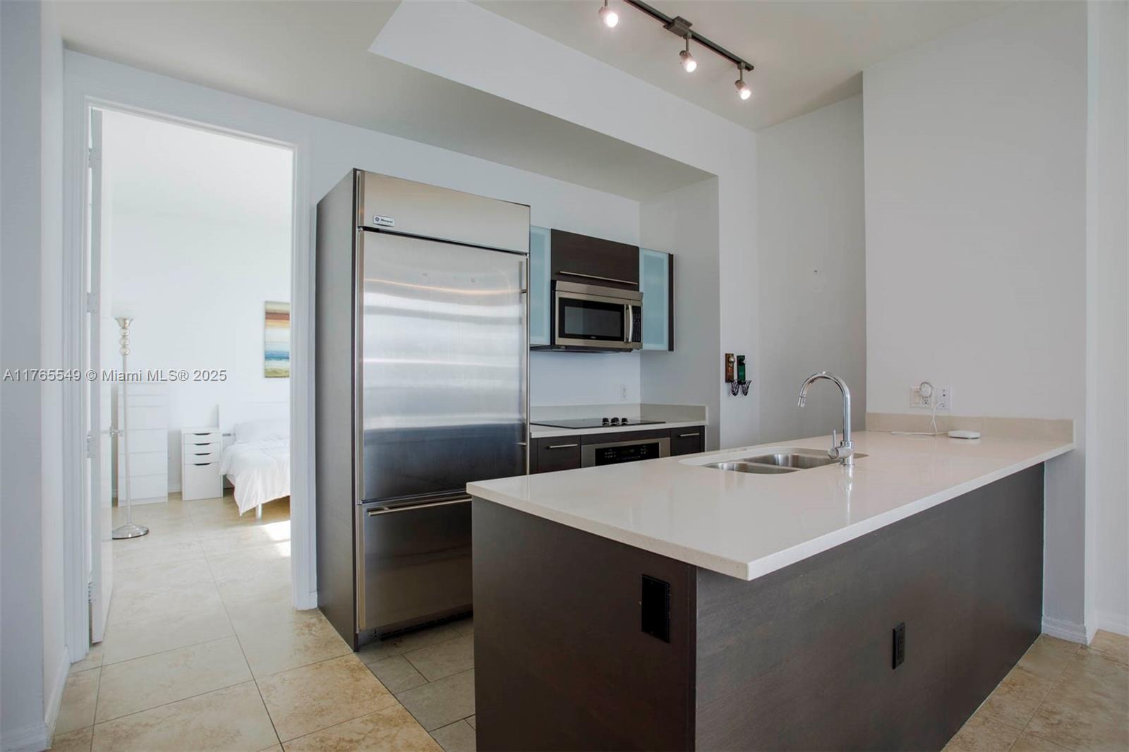 55 SE 6th St # 4110