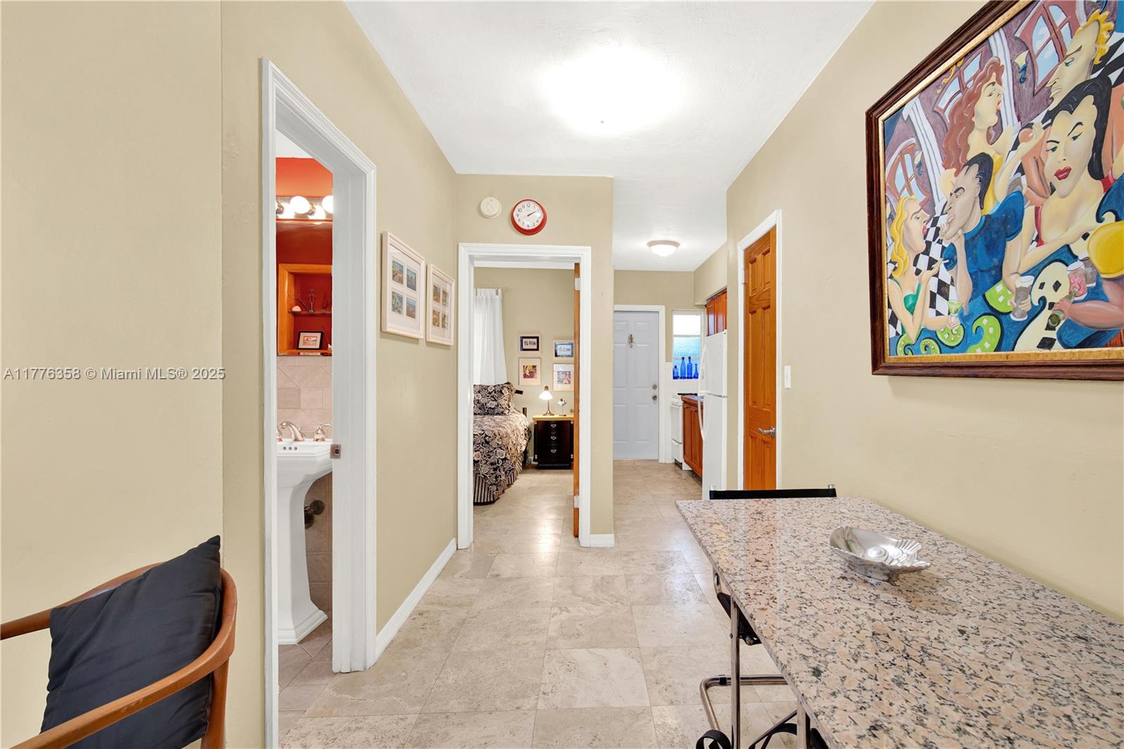 1612 Michigan Ave # 9