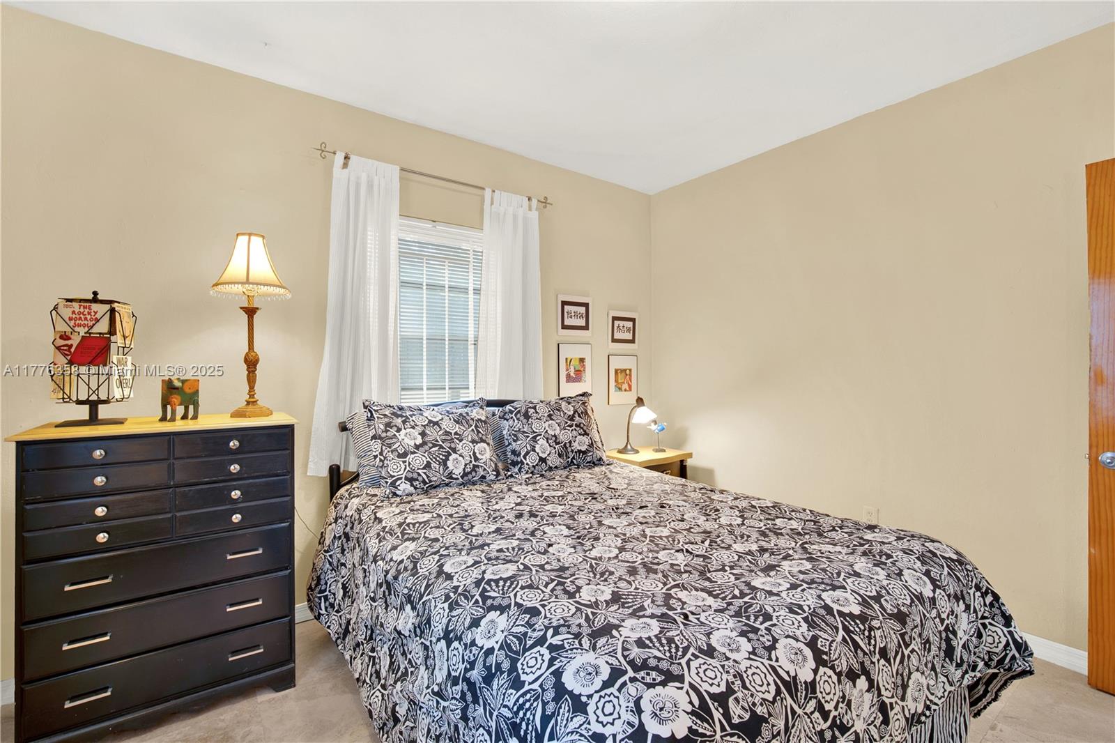 1612 Michigan Ave # 9