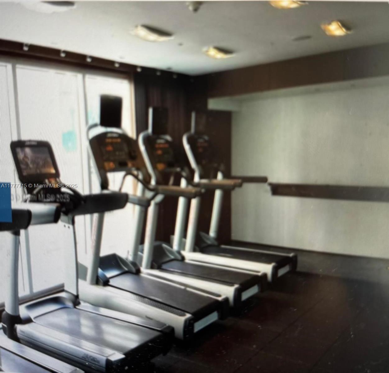 325 S Biscayne Blvd # 2120