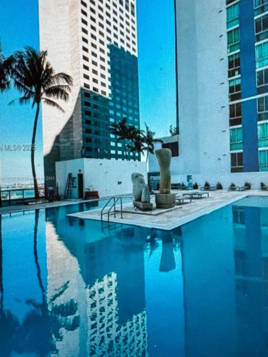 325 S Biscayne Blvd # 2120