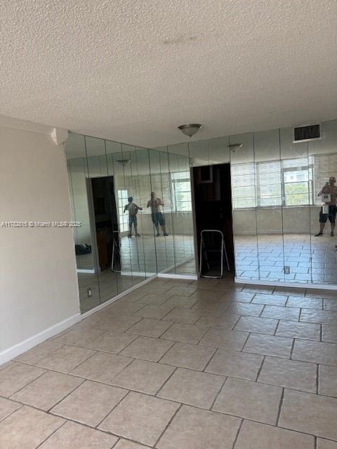 2025 NE 164th St # 307