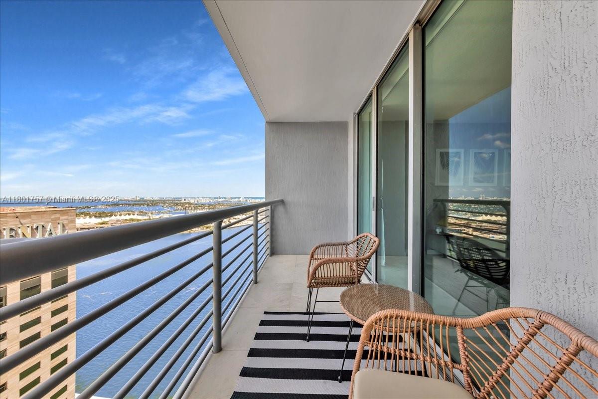 335 S Biscayne Blvd # 4000