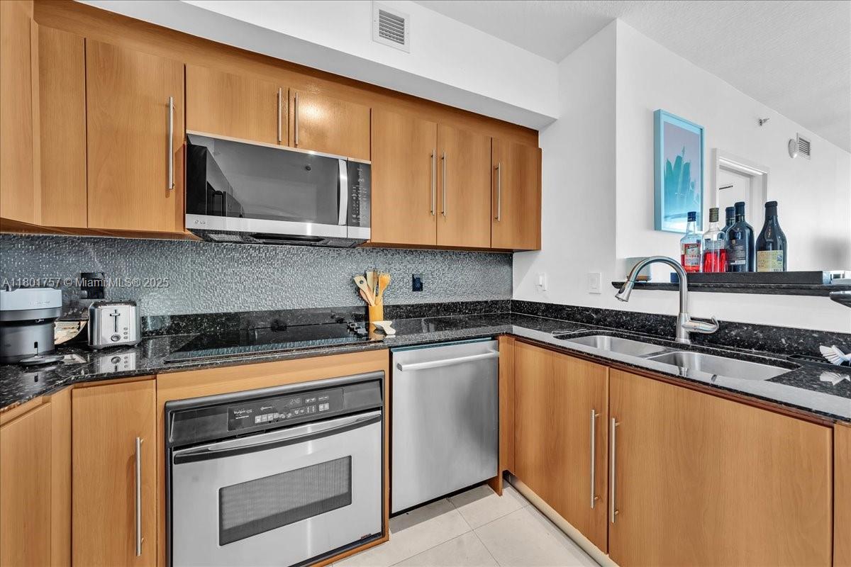 335 S Biscayne Blvd # 4000