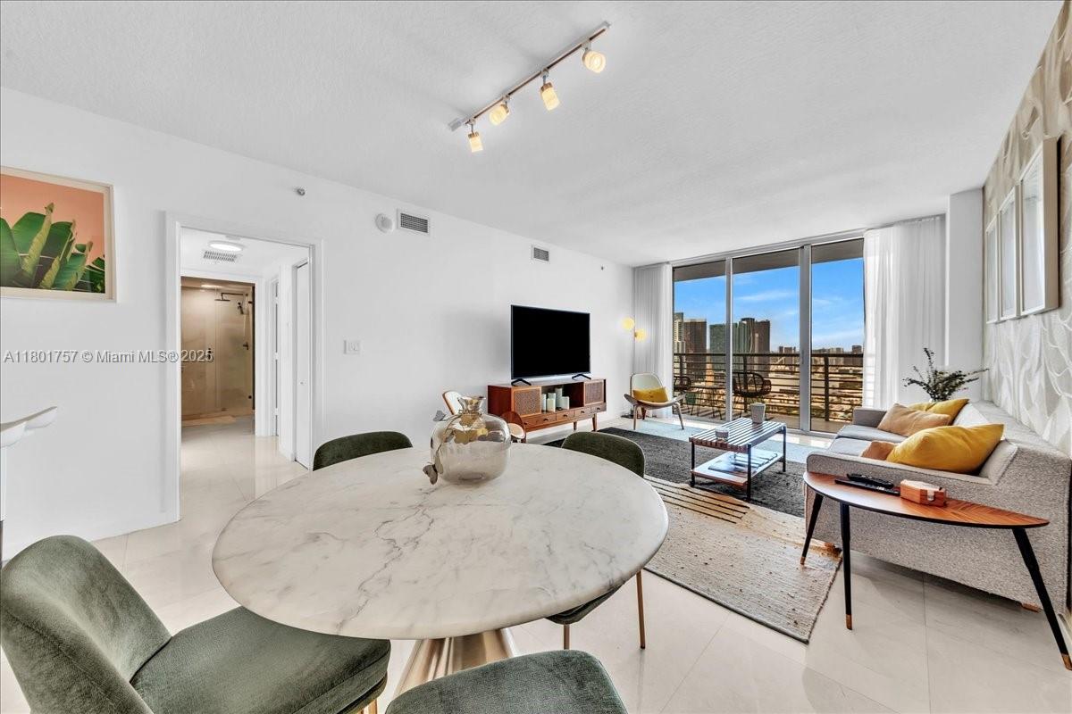 335 S Biscayne Blvd # 4000