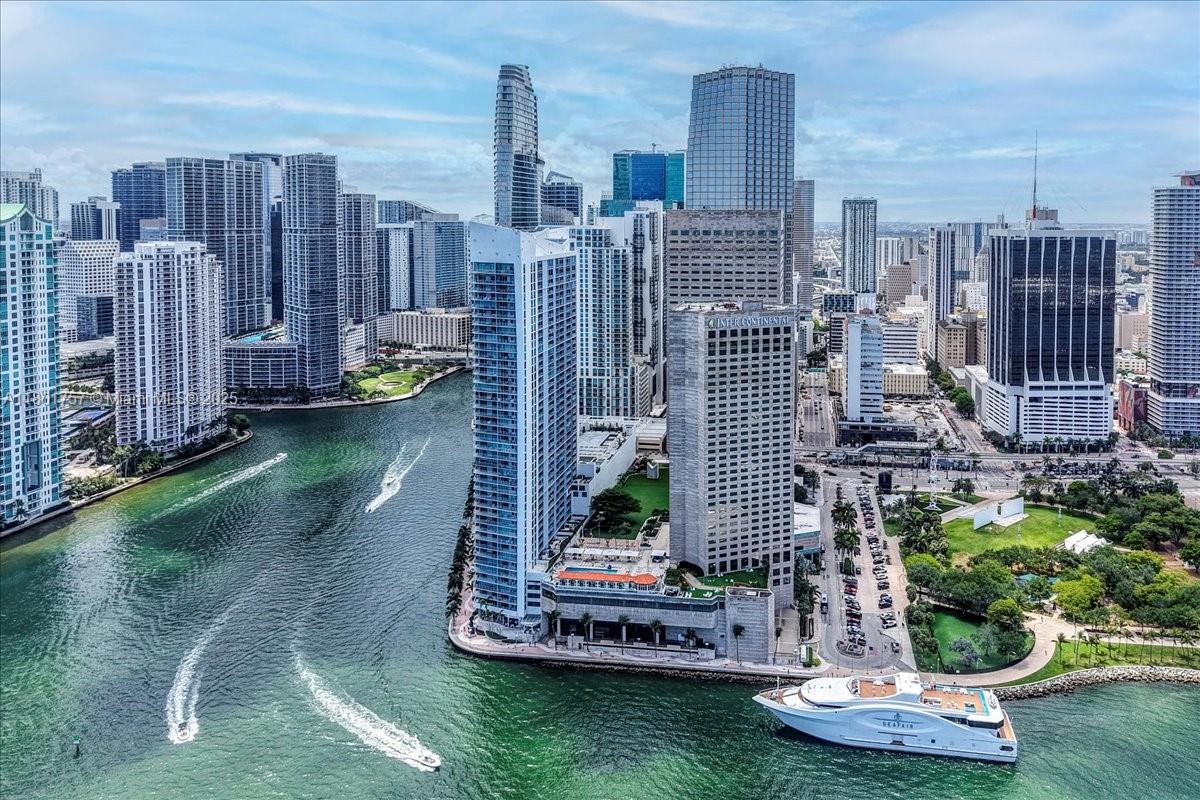 335 S Biscayne Blvd # 4000