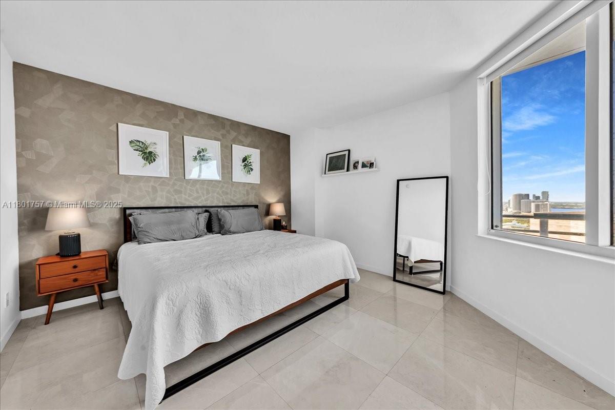 335 S Biscayne Blvd # 4000