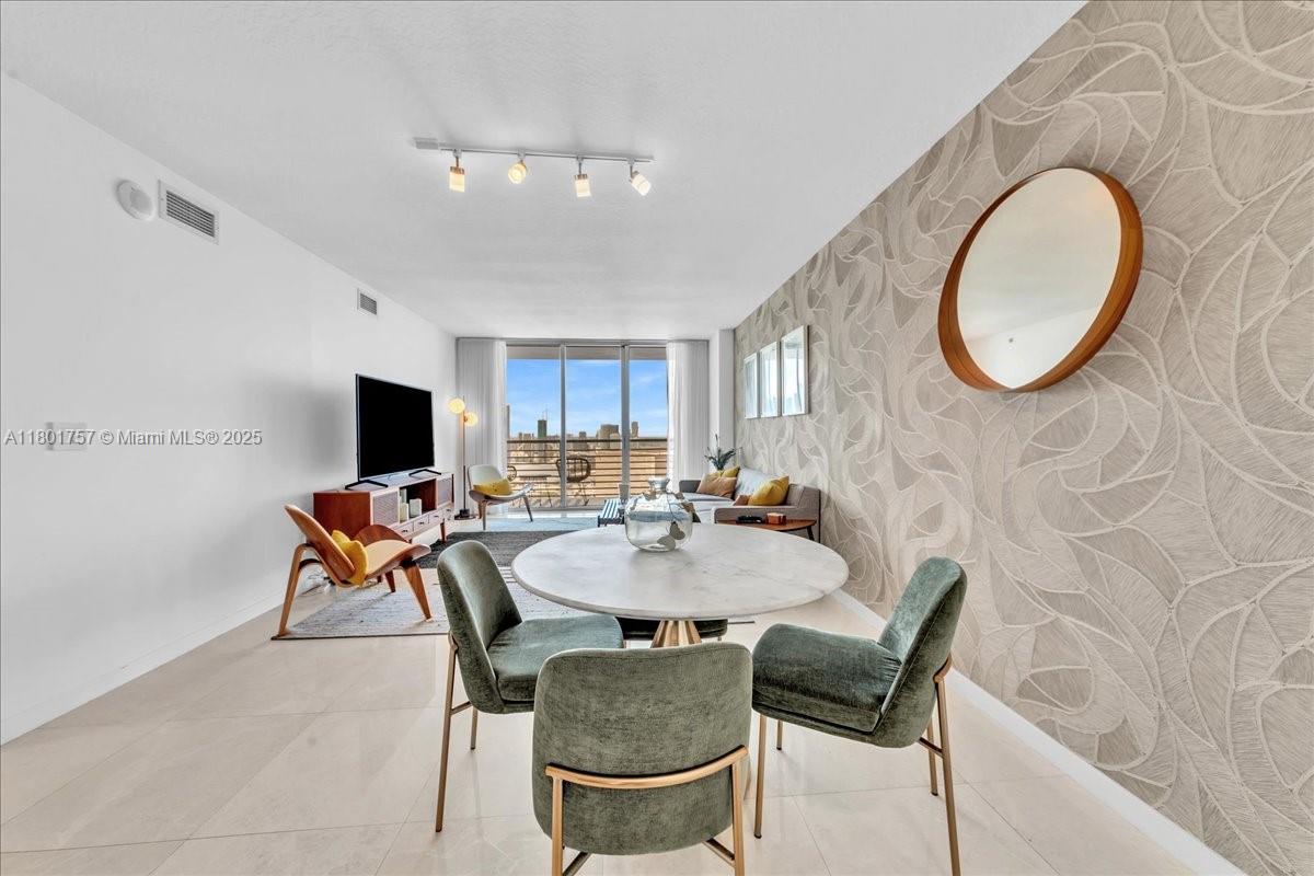 335 S Biscayne Blvd # 4000