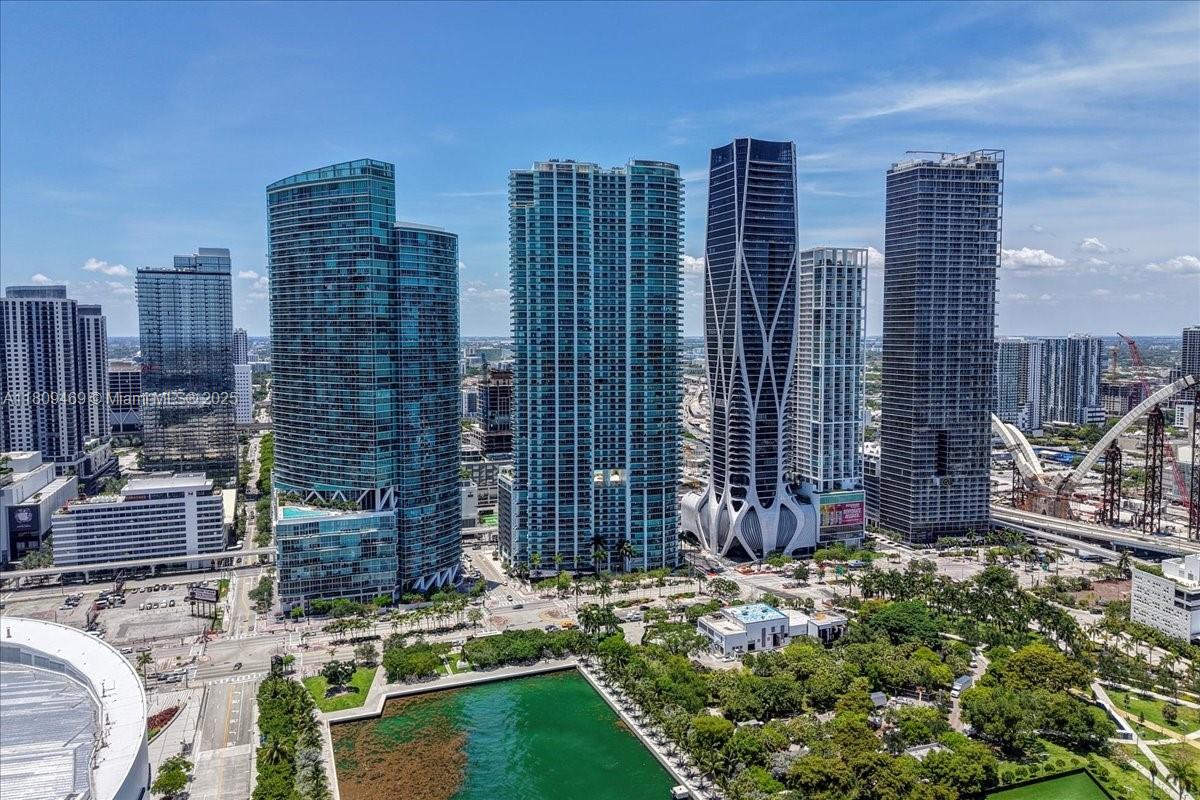 900 Biscayne Blvd # 2504