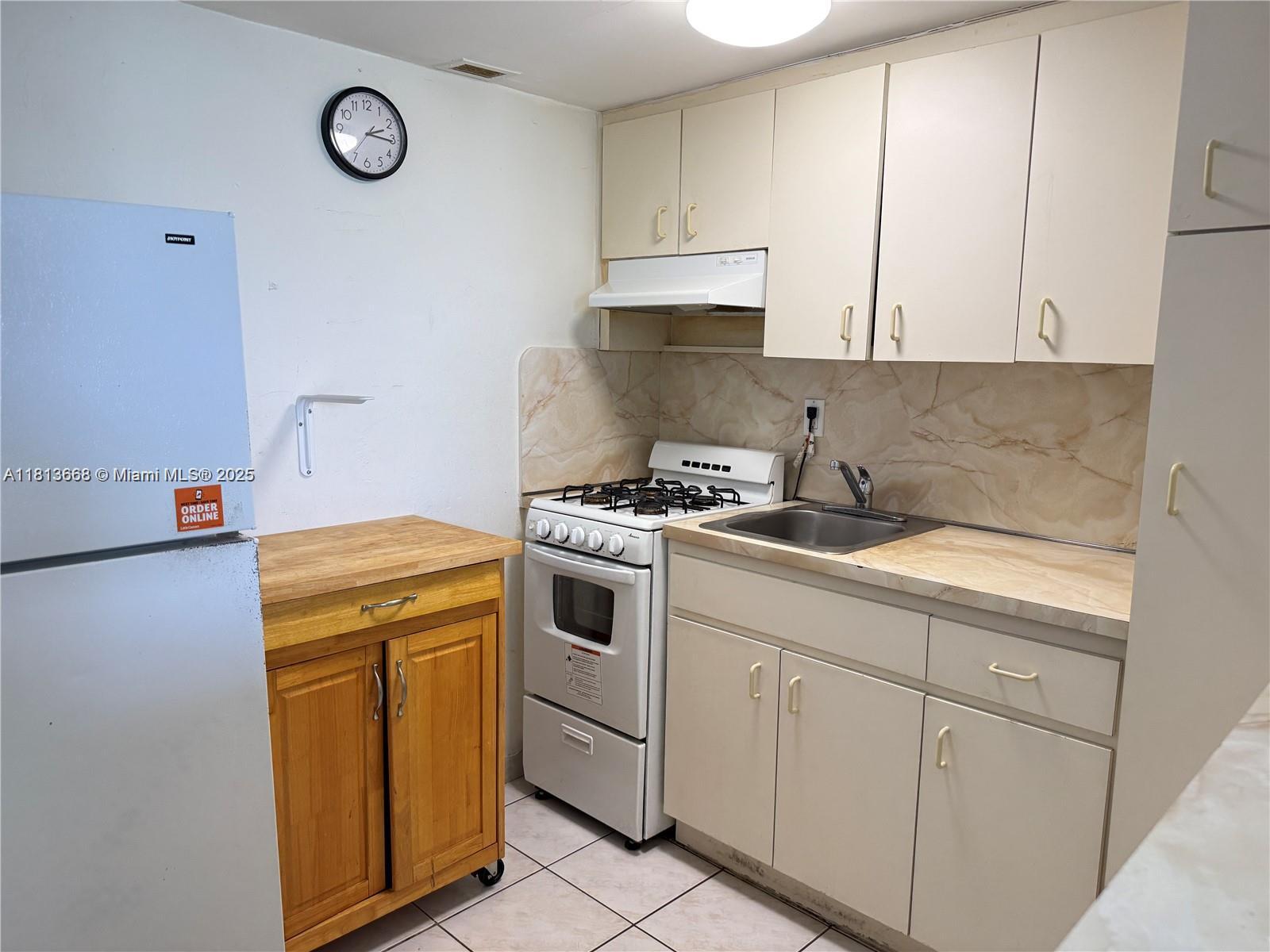 6484 Indian Creek # 129