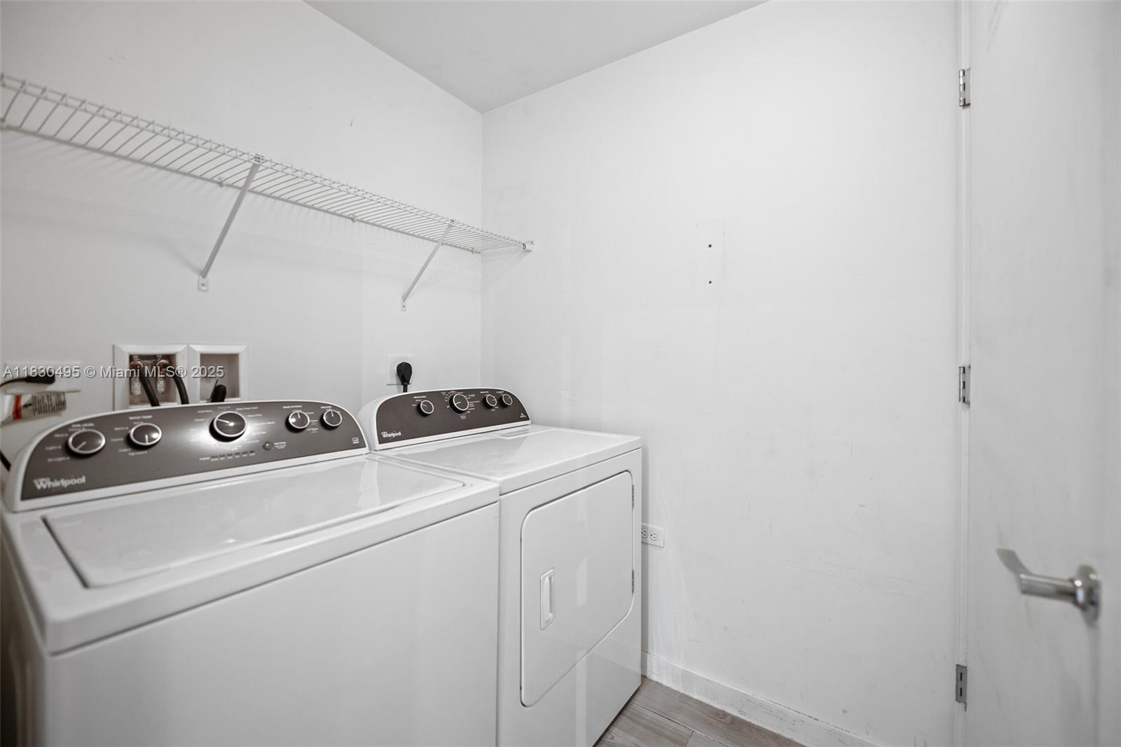 999 SW 1st Ave # 1615