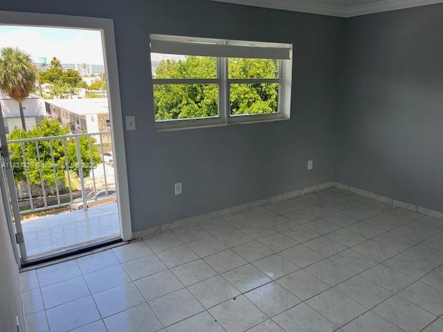 801 Meridian Ave # 4B