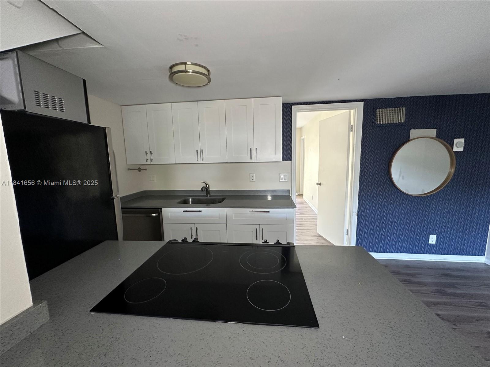 1455 Holly Heights Dr # 25