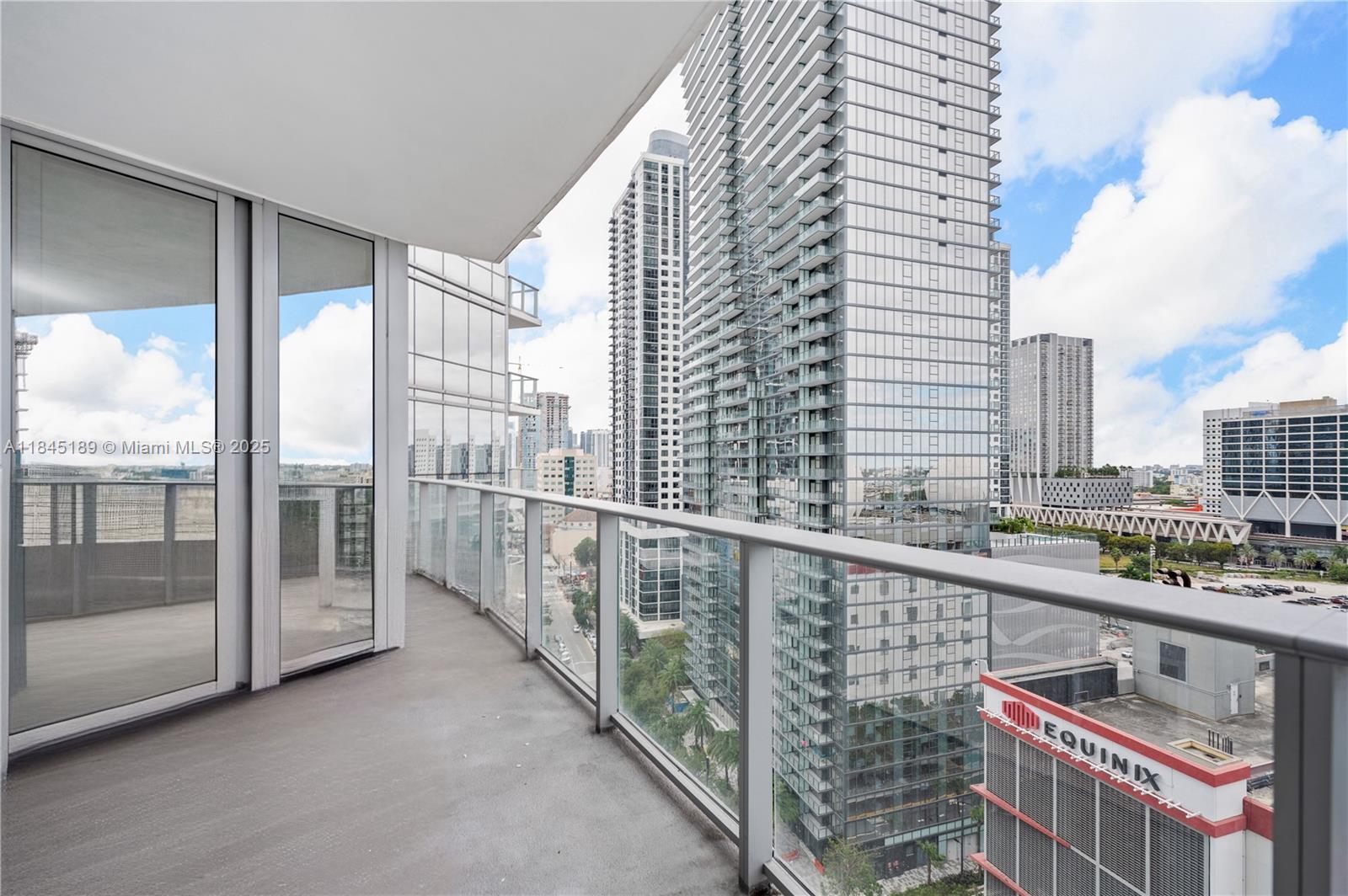851 NE 1st Ave # 1410