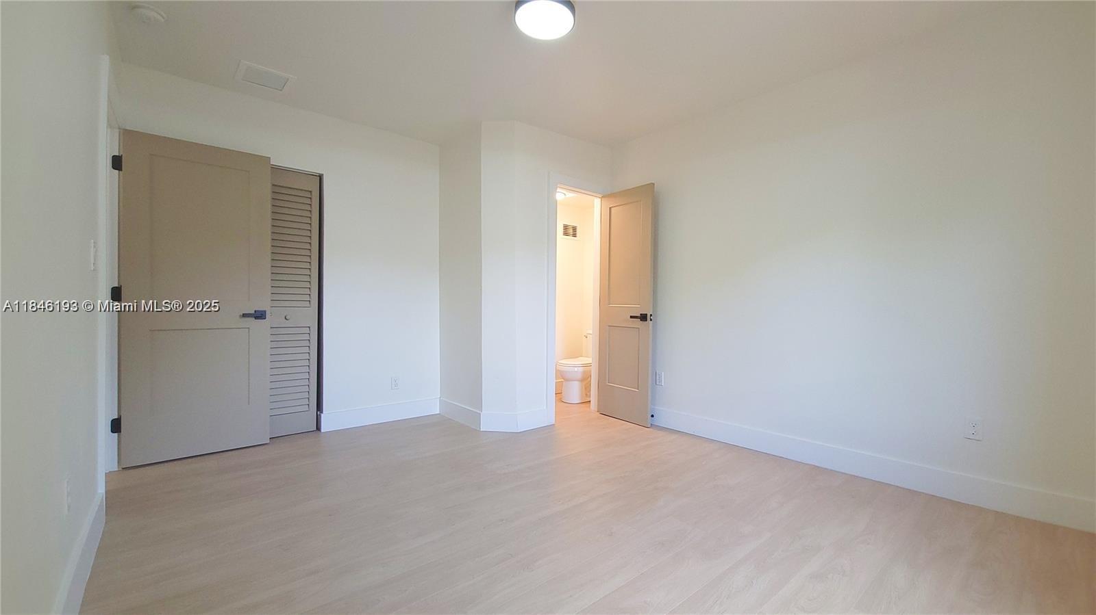 819 NW 48th St
