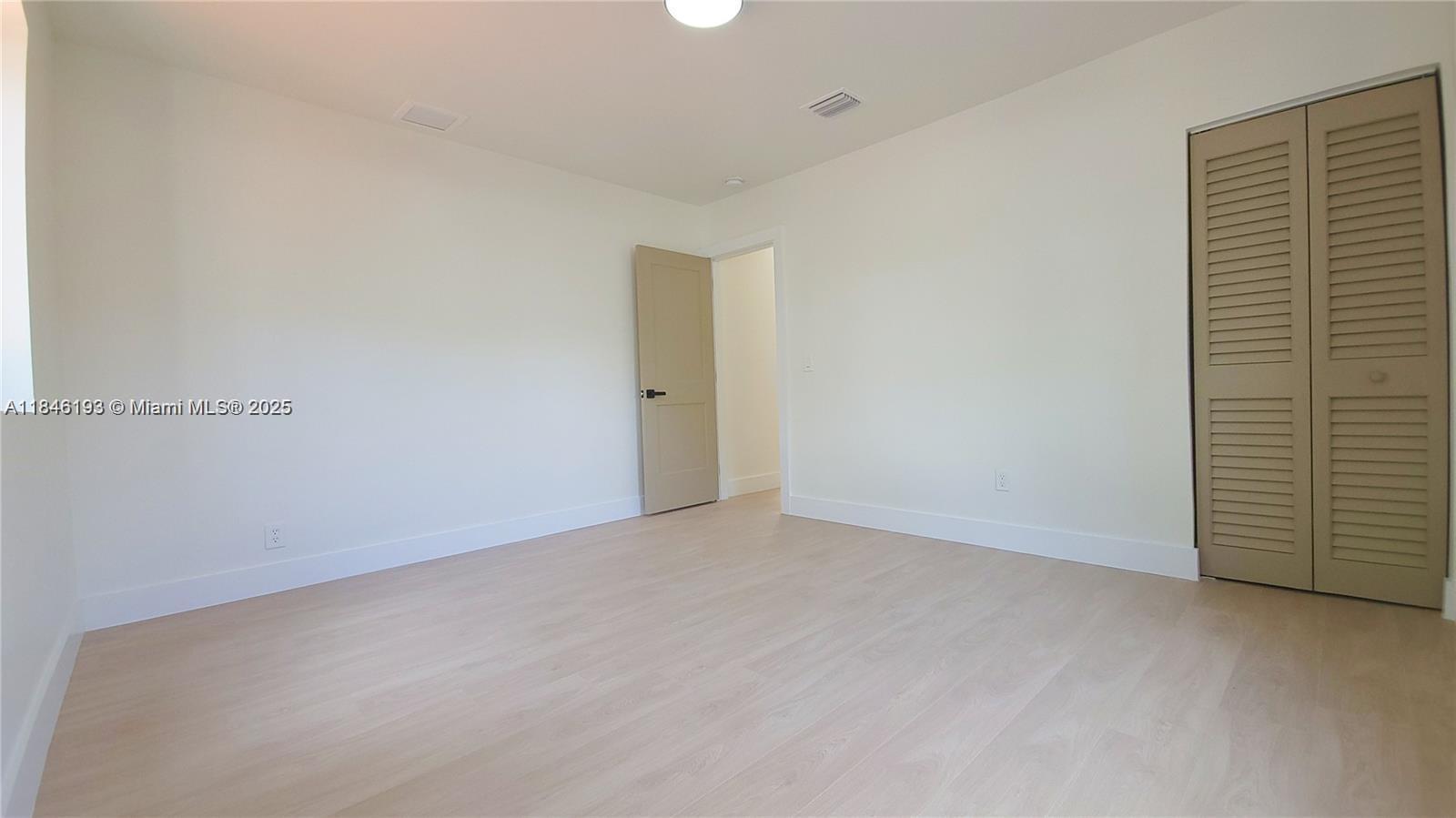 819 NW 48th St