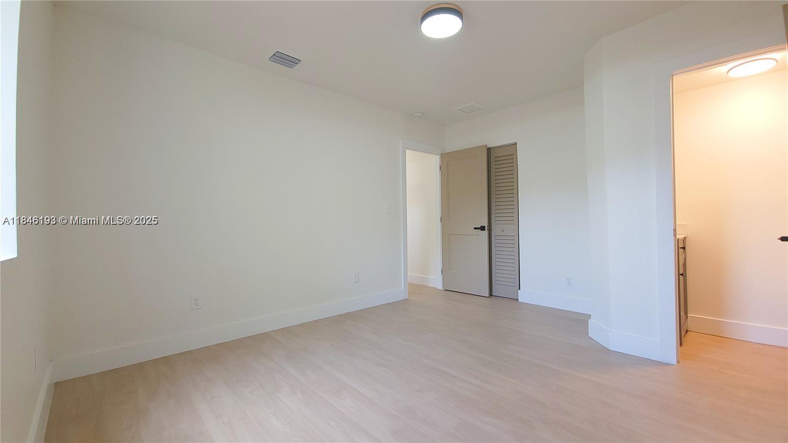 819 NW 48th St