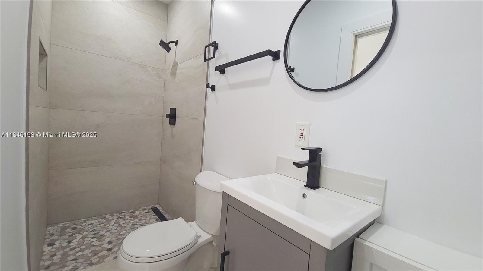 819 NW 48th St