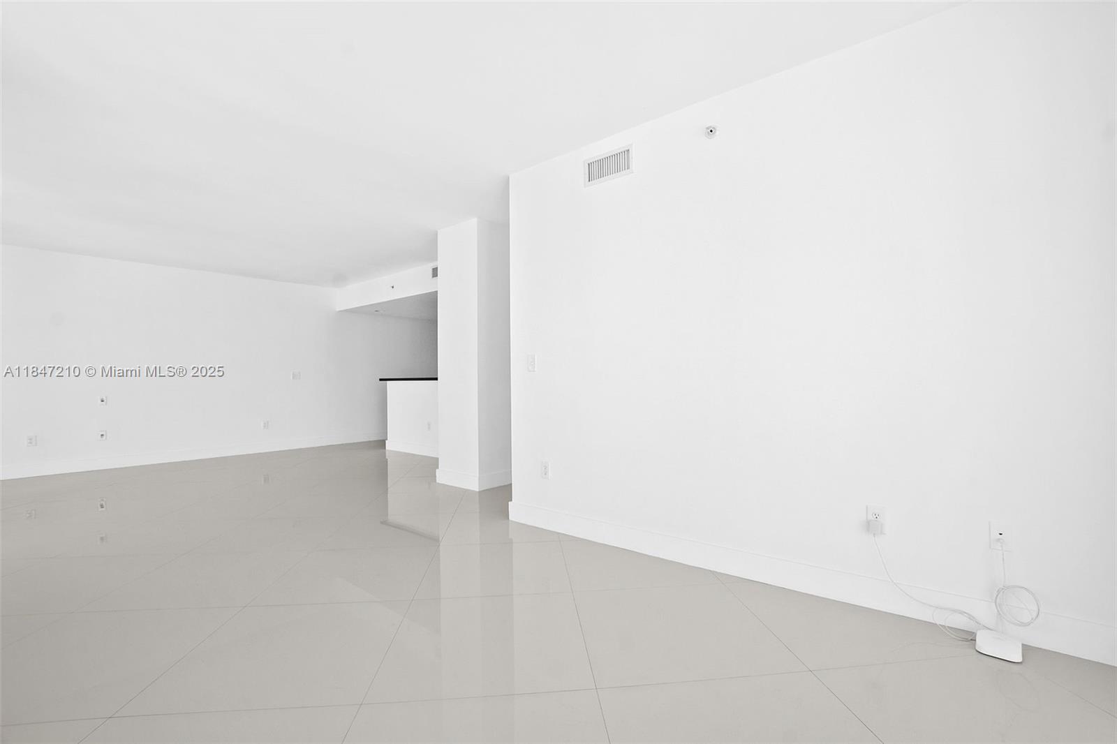 253 NE 2nd St # 3602