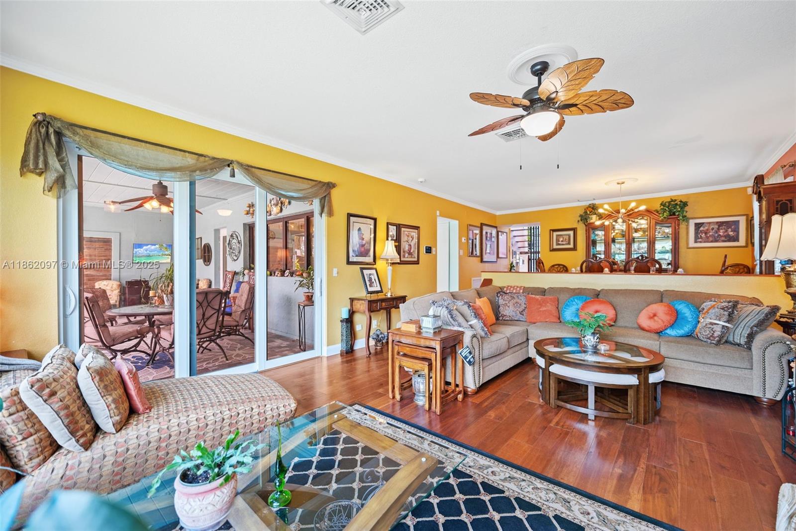 735 NW 35th St