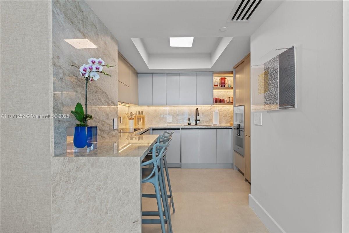 1331 Brickell Bay Dr # 1406