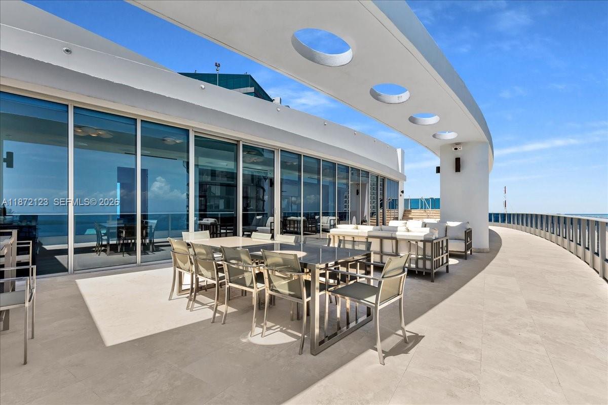 200 Biscayne Boulevard Way # 5401 Unit: PH 5401