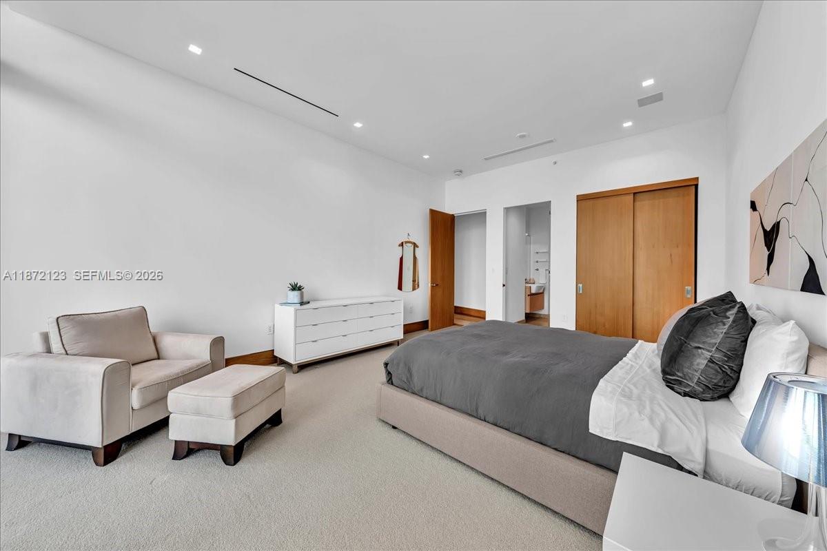 200 Biscayne Boulevard Way # 5401 Unit: PH 5401