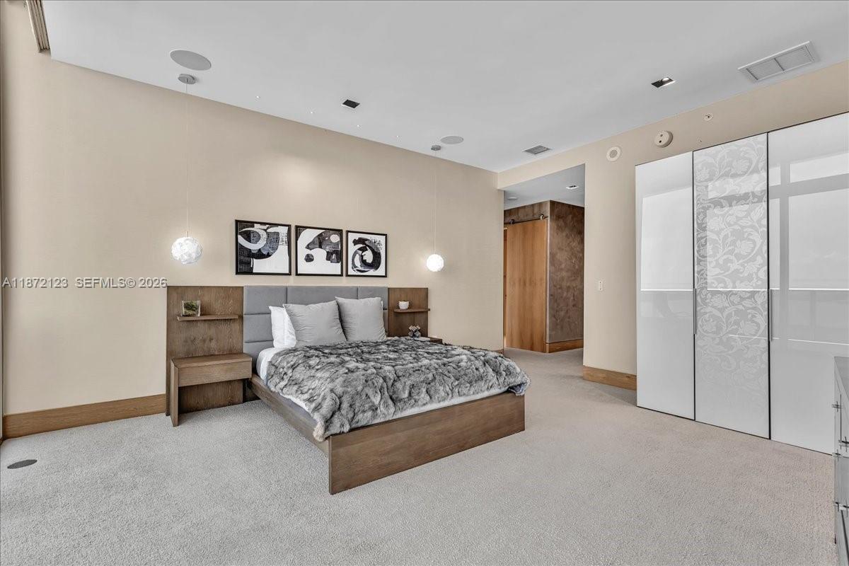 200 Biscayne Boulevard Way # 5401 Unit: PH 5401
