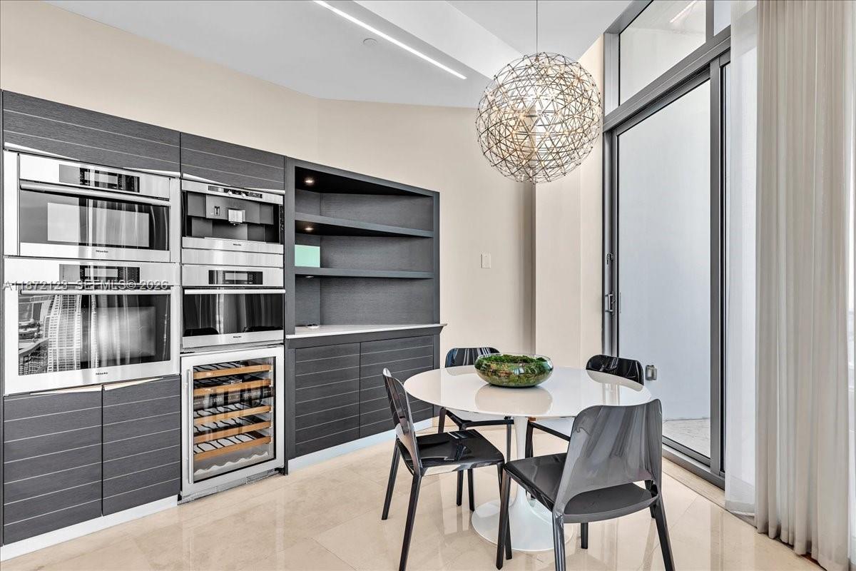 200 Biscayne Boulevard Way # 5401 Unit: PH 5401
