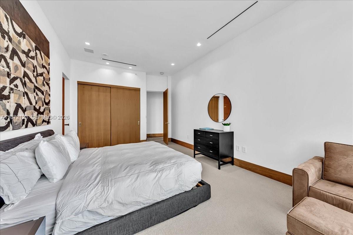200 Biscayne Boulevard Way # 5401 Unit: PH 5401