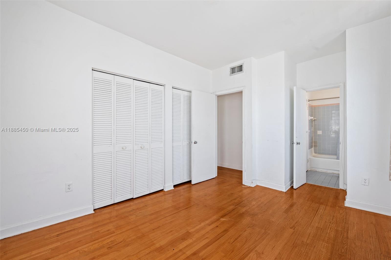 1200 Euclid Ave # 301