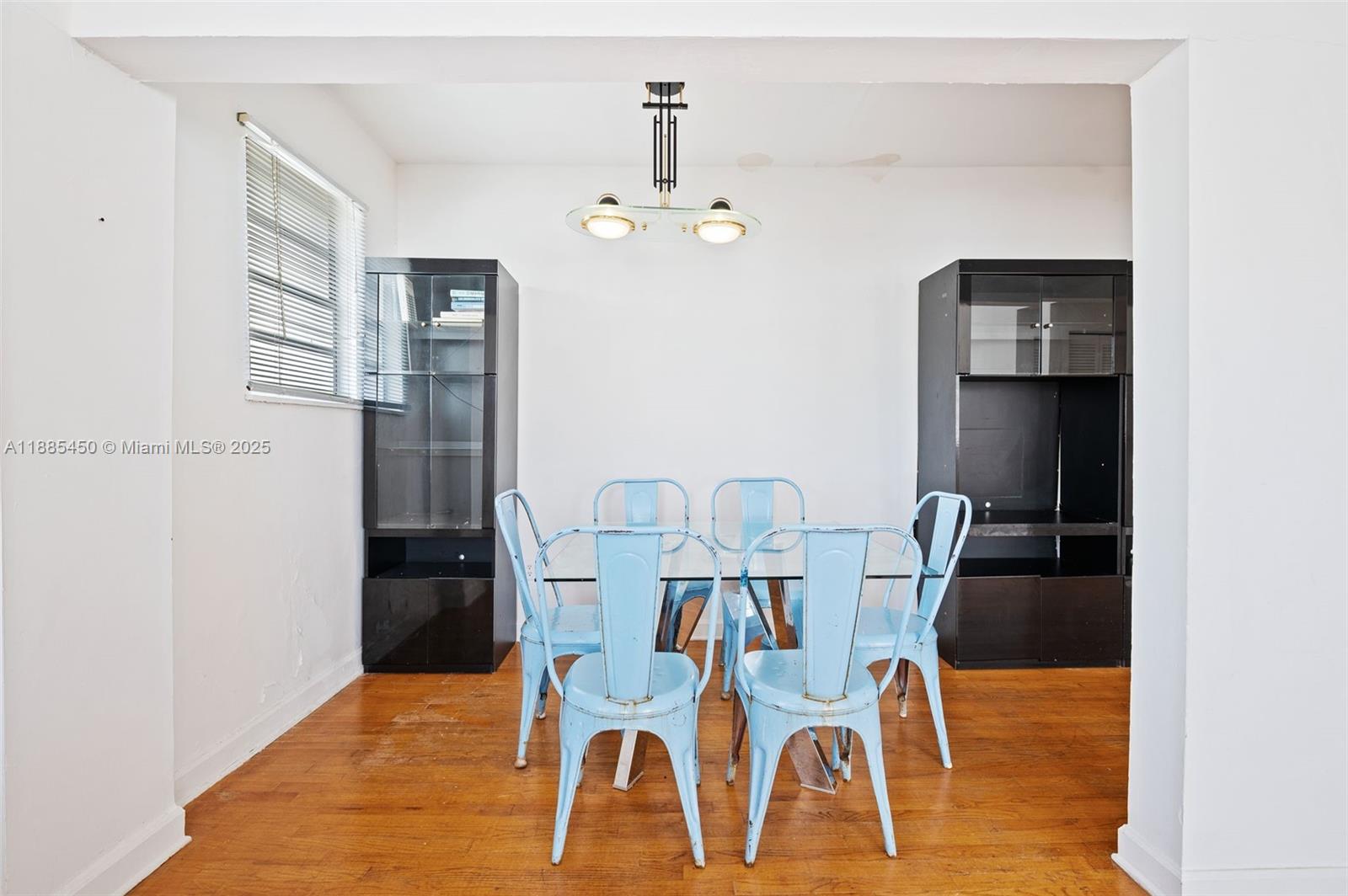 1200 Euclid Ave # 301