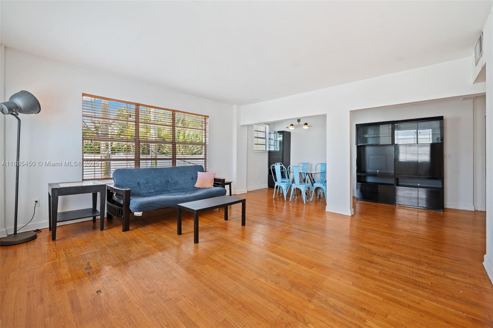 1200 Euclid Ave # 301